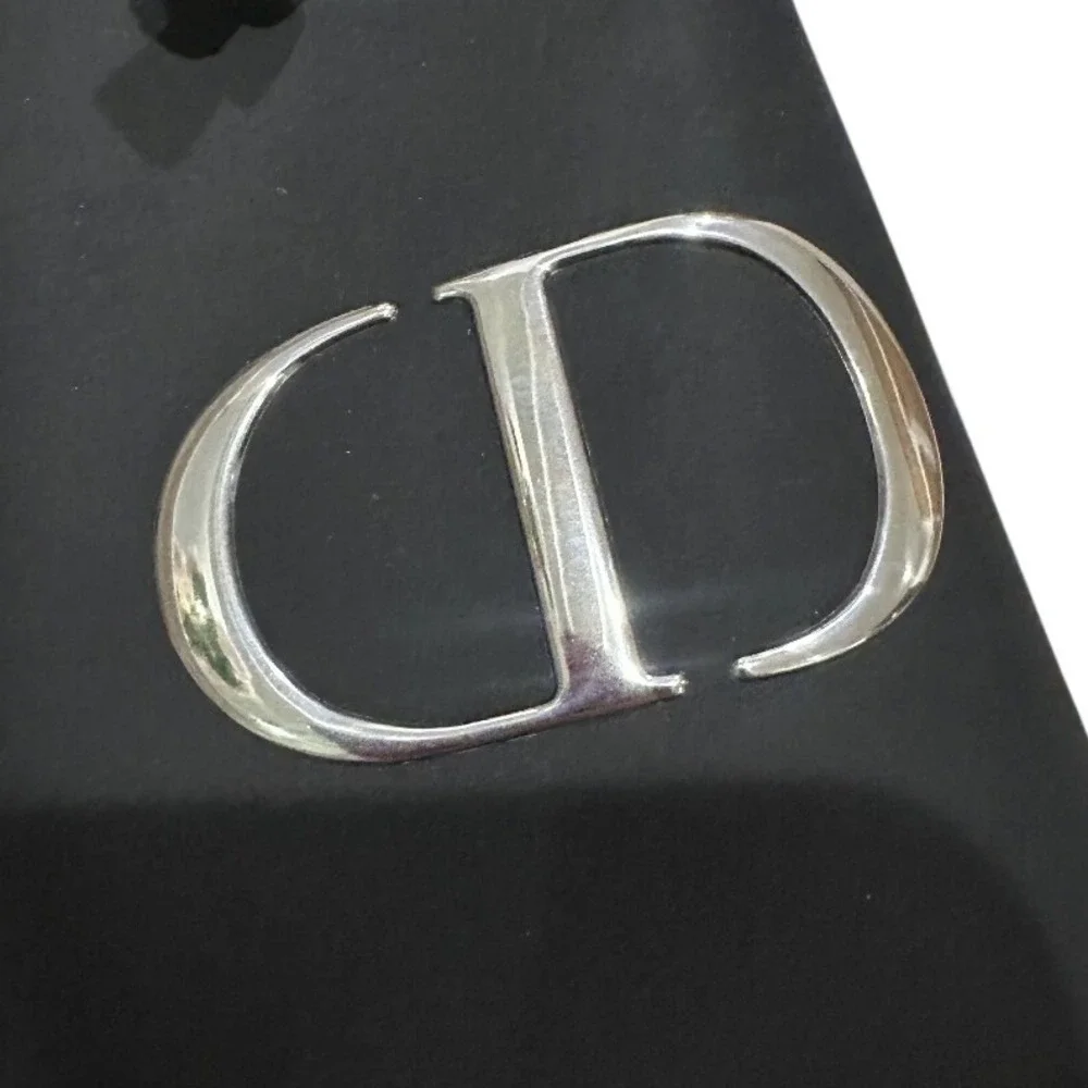 DIOR Makeup CD Logo Punch with Black Velvet Travel Bag & Cream Brush Not Include